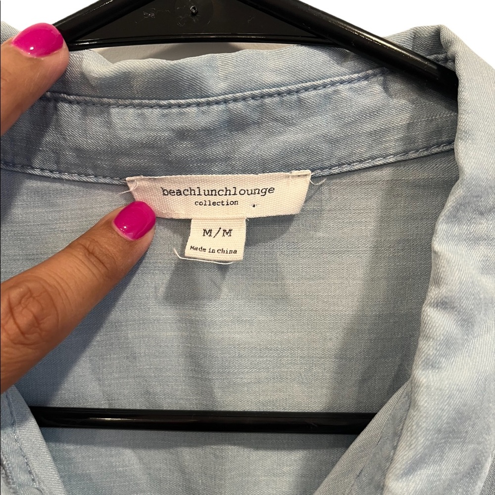 beachlunchlounge Light Blue Tie-Front Button-Up Blouse - Picture 3 of 6